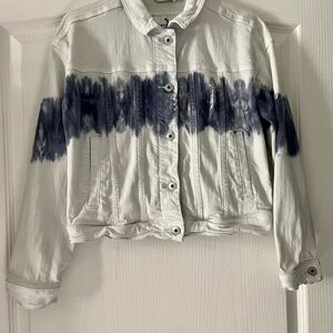 Stylish White and Blue Women's Jacket